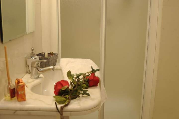 Room 18 of 23