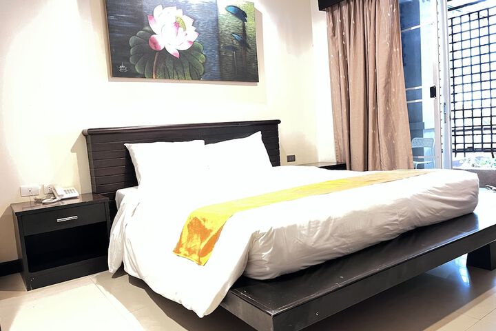 Room 17 of 59