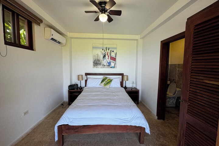 Room 10 of 79