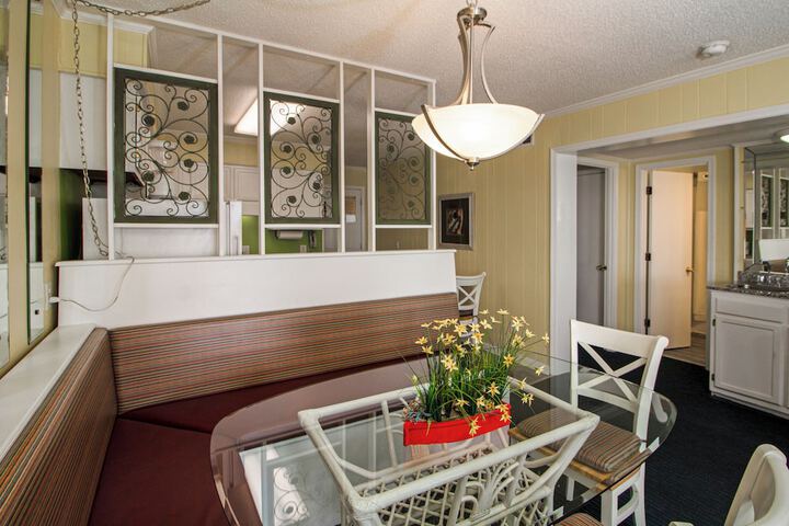 Room 8 of 29