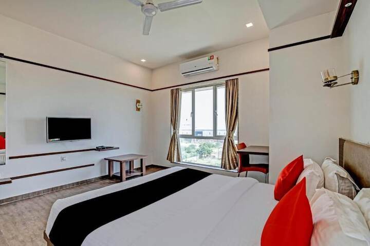 Room 9 of 20