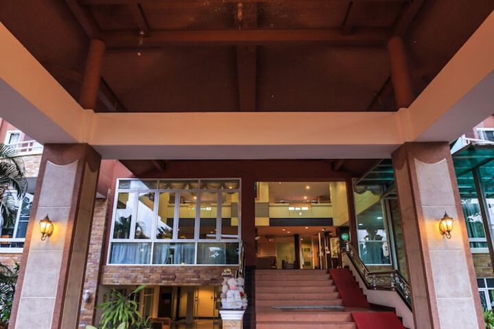 Hotel 2 of 29