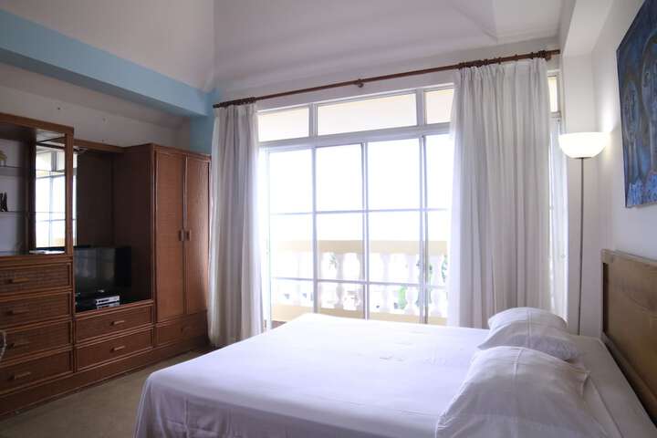 Room 15 of 67
