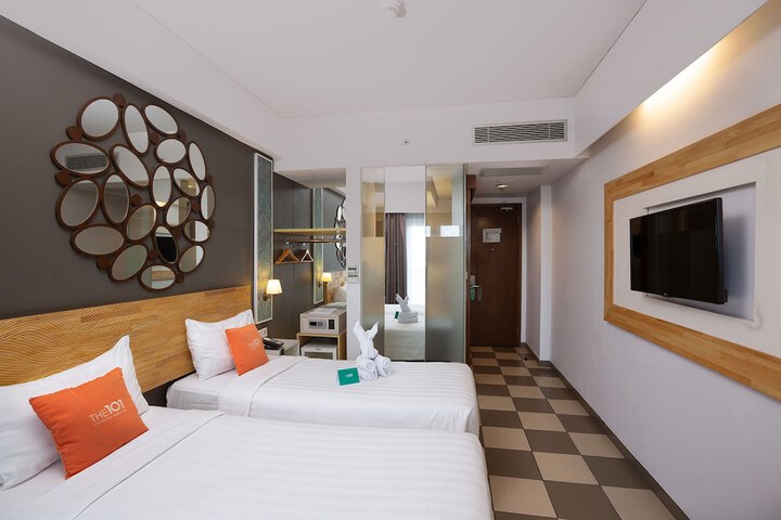 Room 12 of 75