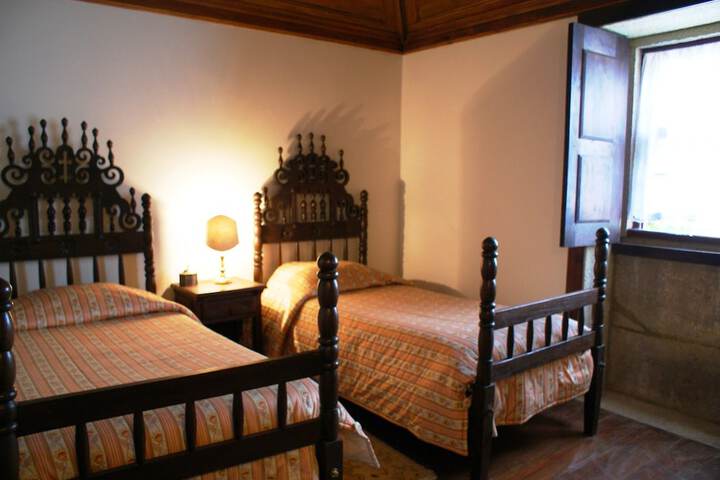 Room 5 of 45