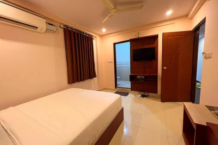 Room 11 of 31