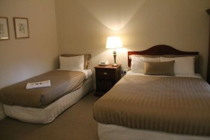 Room 9 of 20