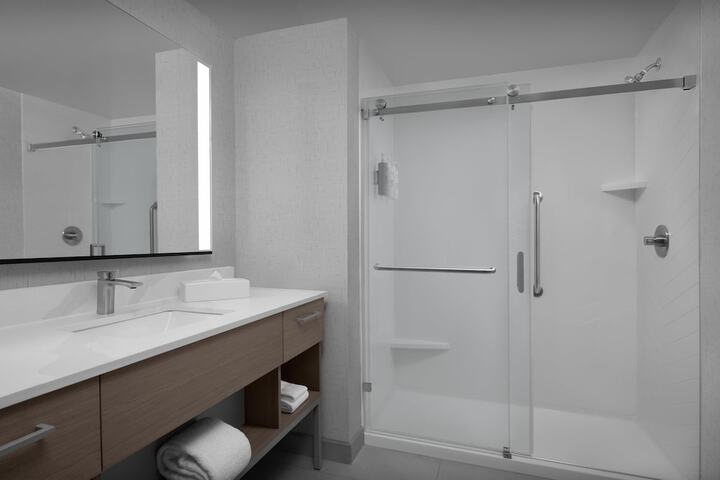 Bathroom shower