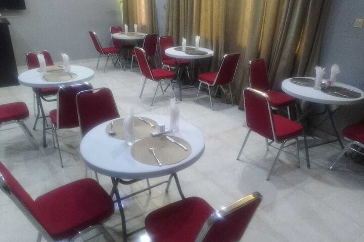 Dining 11 of 11