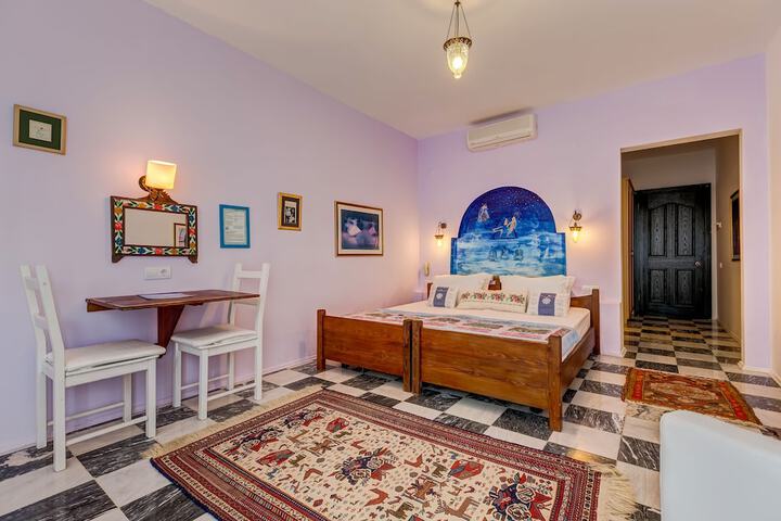Room 16 of 47