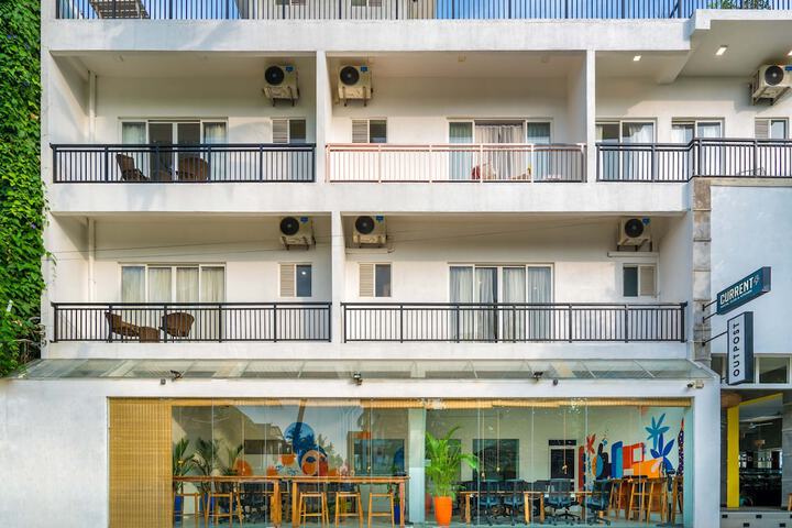 Hotel 44 of 51