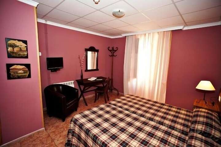 Room 5 of 25