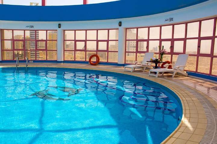 Pool 29 of 51