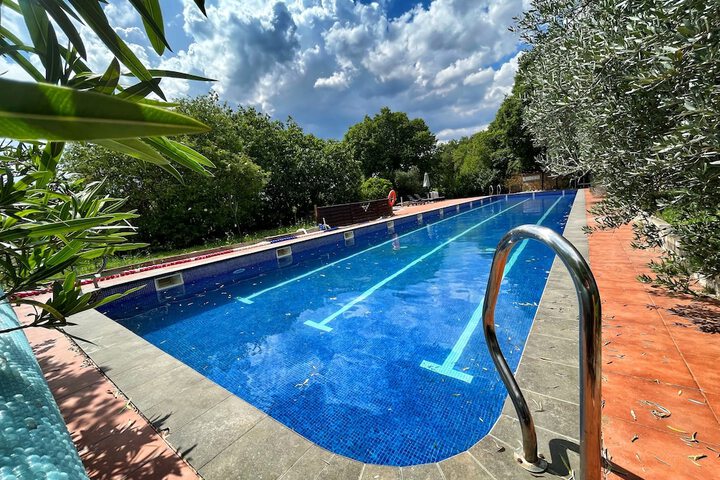 Pool Hotel