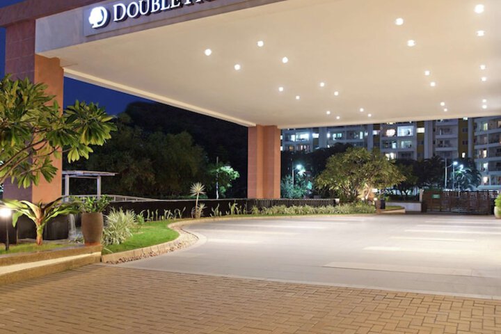 Hotel 74 of 77
