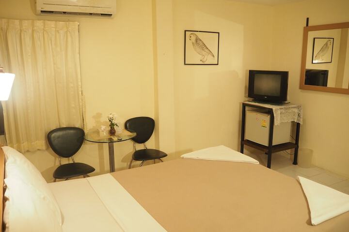 Room 21 of 61