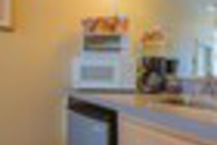 Room 35 of 147