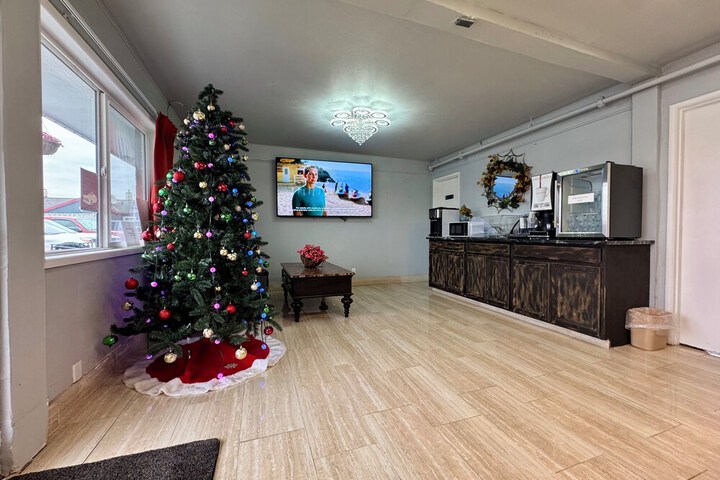 Hotel Interior 3 of 35