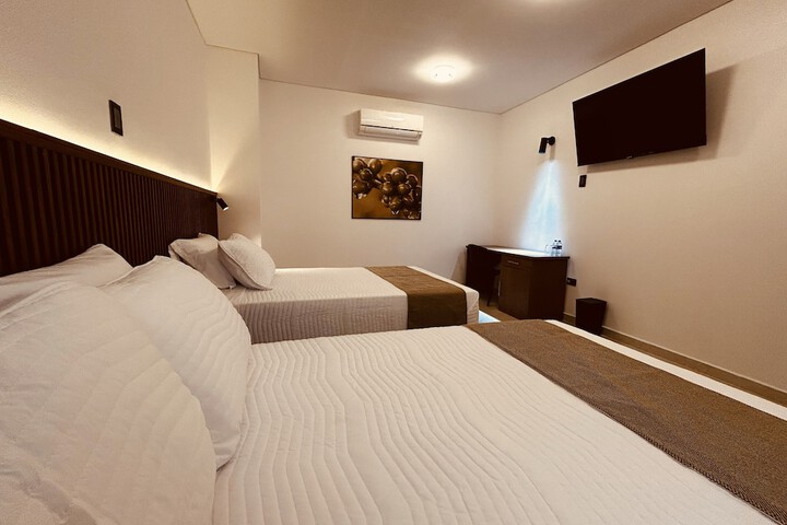 Room 22 of 49