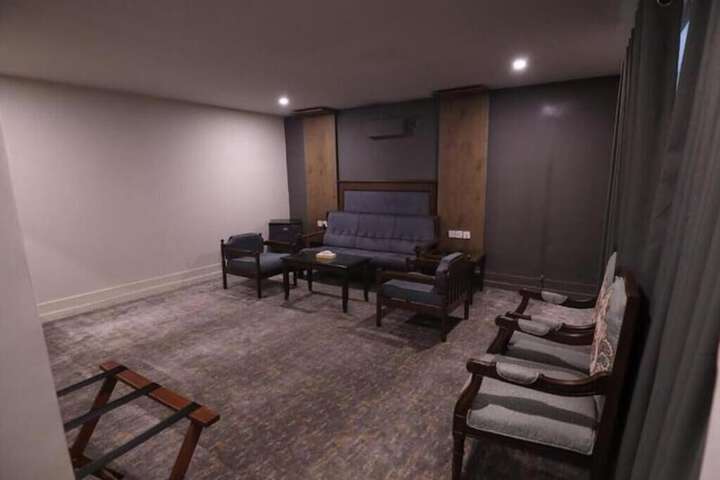 Room 38 of 52