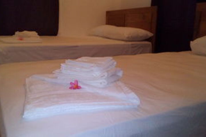 Room 13 of 21