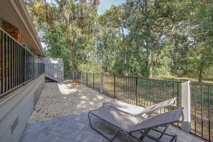 Terrace/Patio 6 of 16