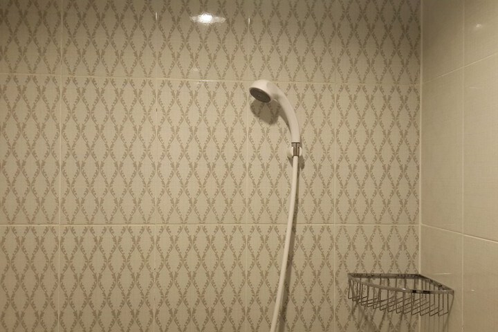 Room 27 of 39