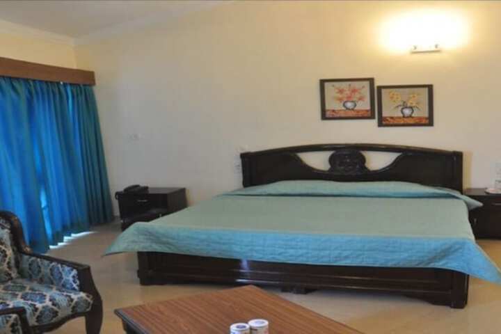 Room 3 of 15