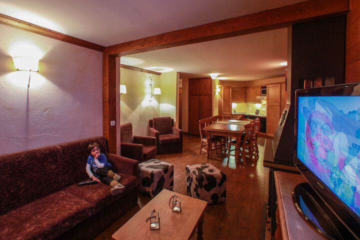 Room 9 of 27