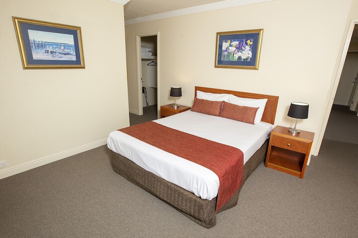 Room 12 of 65
