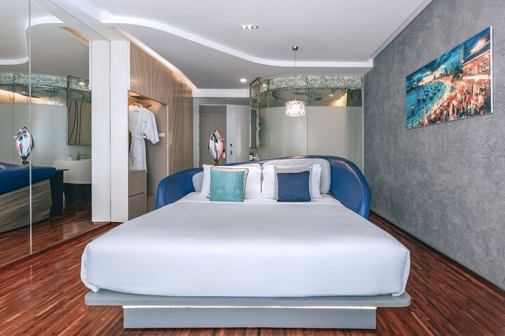 Room 55 of 148