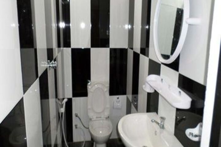 Room 2 of 15
