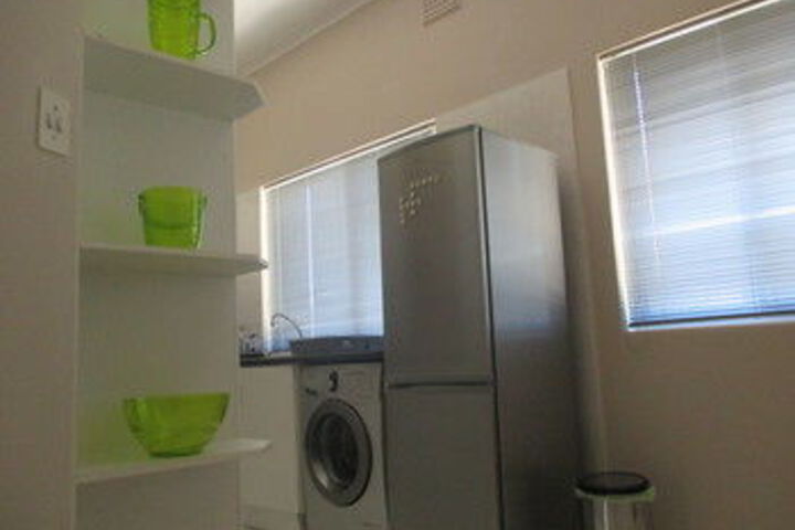 Room 32 of 43