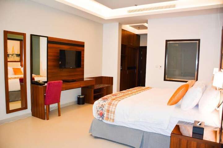 Room 7 of 22