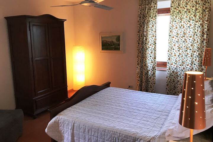 Room 14 of 35
