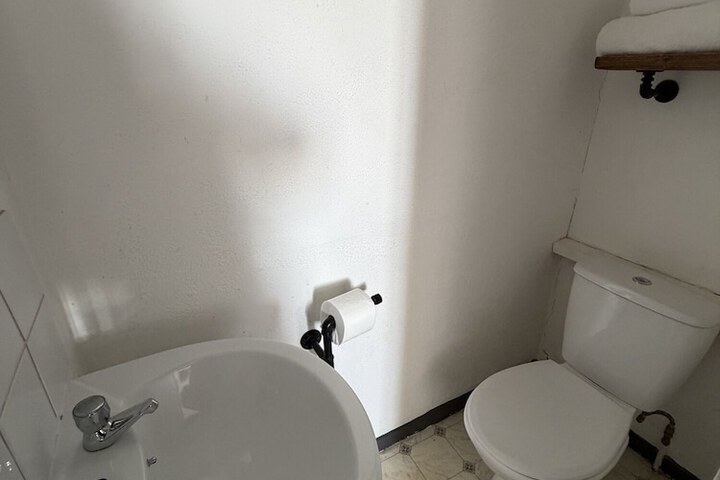 Room 105 of 114
