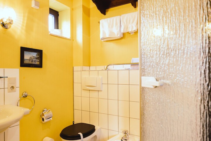 Room 29 of 46