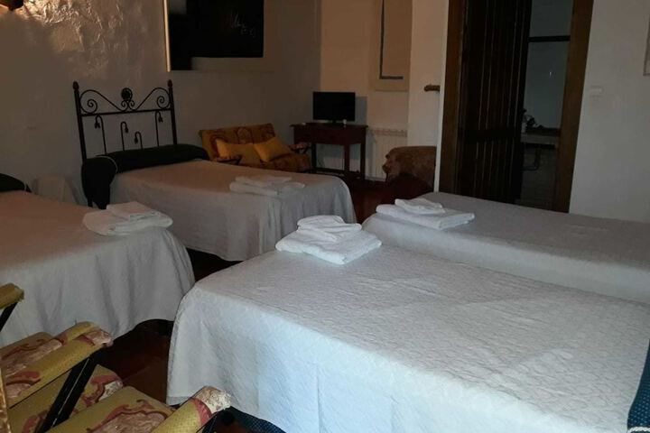 Room 3 of 20