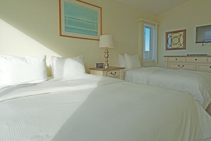 Room 12 of 181