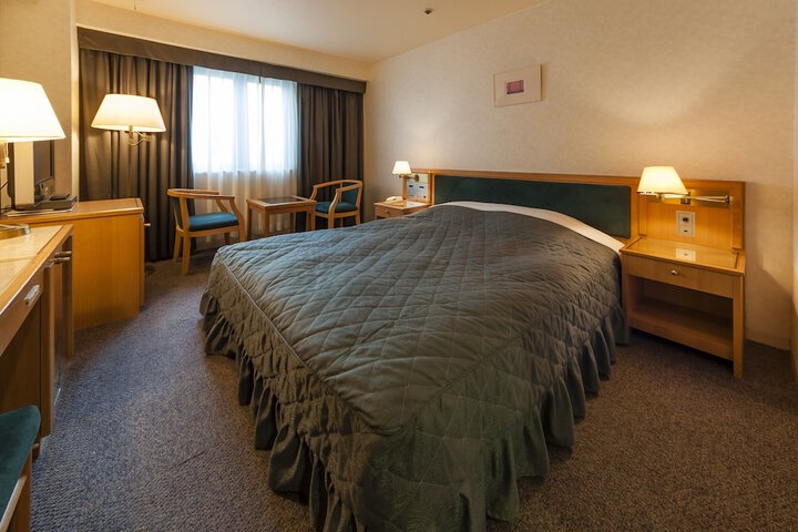 Room 5 of 21