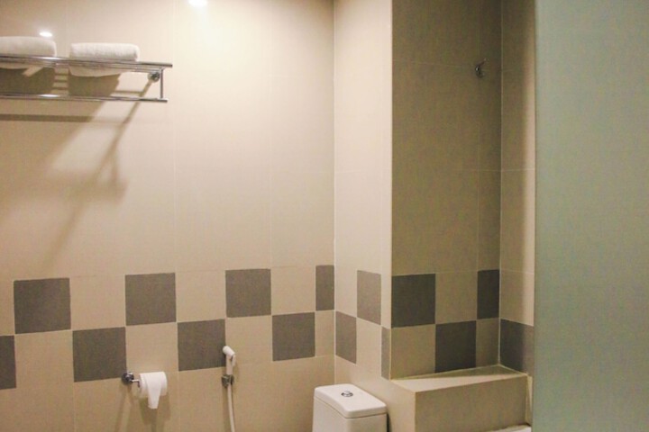 Room 18 of 24