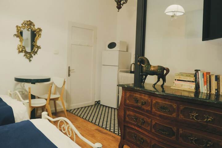 Room 97 of 166