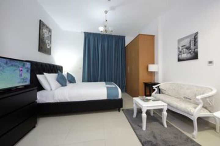 Room 11 of 26