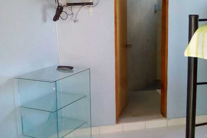 Room 10 of 39