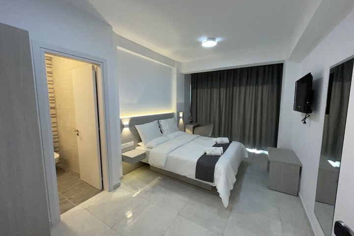 Room 7 of 61
