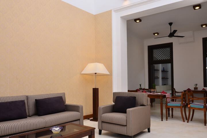 Hotel Lobby