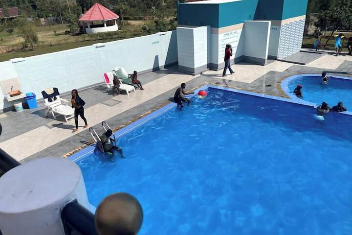Pool 27 of 80