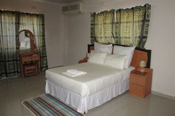 Room 5 of 20