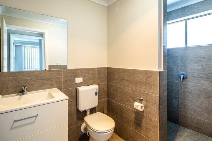 Room 115 of 157