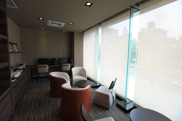 Business Center 99 of 108